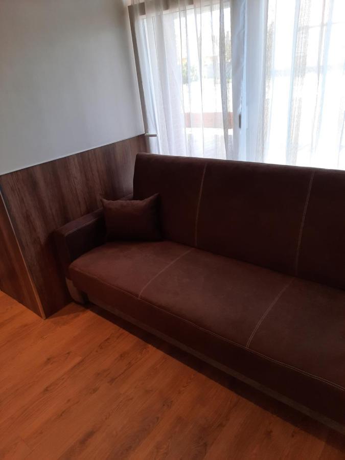 Fenyo Apartman Apartamento Nagykáta Exterior foto